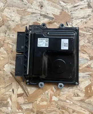 Volvo V40 Engine control unit/module 31312486 0000032637 MB2797009611