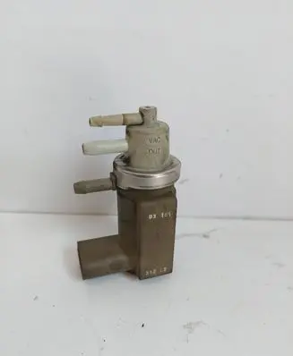 Audi A8 S8 D2 4D Turbo solenoid valve 059906627