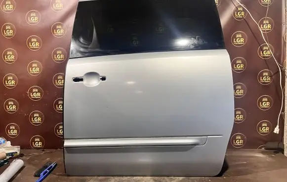 Nissan Quest Side sliding door 