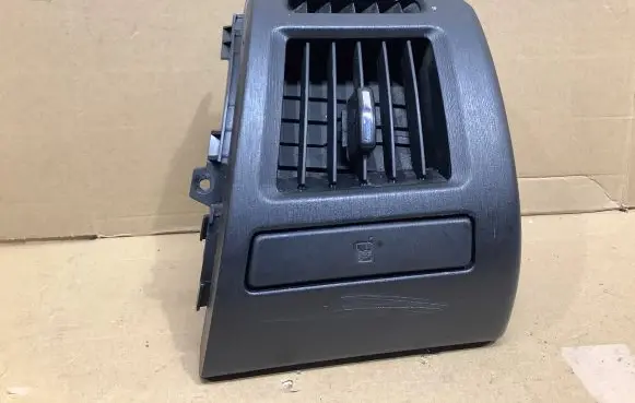 Toyota Prius+ (ZVW40) Dashboard side air vent grill/cover trim 5506147050 5568647080 5562047071