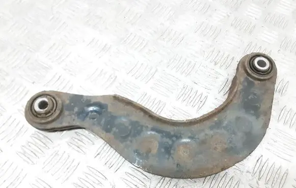 Volvo V50 Rear control arm
