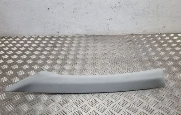 Skoda Octavia Mk3 (5E) (A) pillar trim 5E0867233