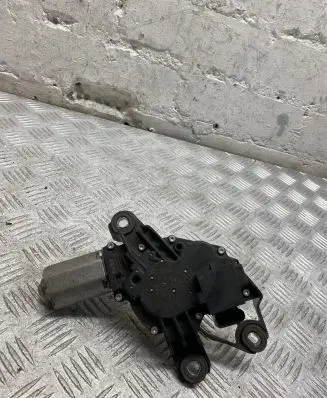 Volkswagen Polo V 6R Rear window wiper motor 5K6955711B