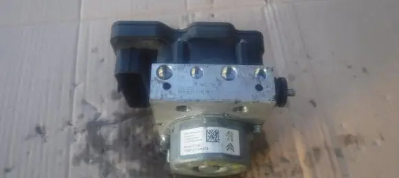 Peugeot 308 ABS Pump 9816071180