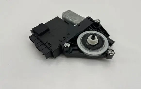 Volvo XC40 Front door window regulator motor 31674756 8888777260