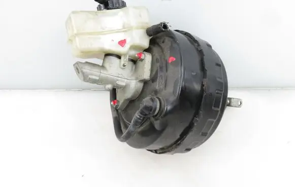BMW 3 E90 E91 Brake booster 6751976