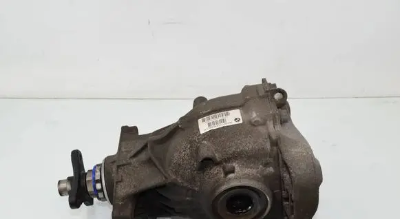 BMW 5 G30 G31 G38 Rear differential 8624221 33108624221 8686203