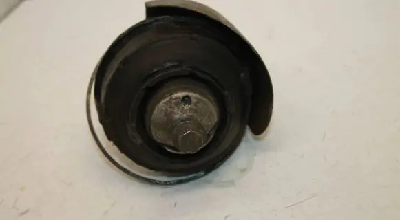 Volvo V70 Engine mount bracket 8624755