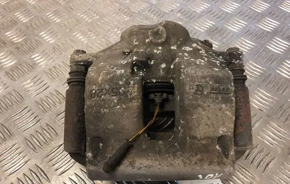 Mercedes-Benz E W212 Front brake caliper