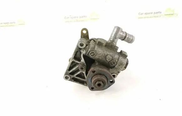 Mercedes-Benz E W210 Power steering pump 0024661901 LUK61289