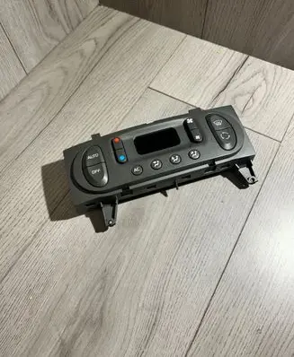 Renault Scenic I Climate control unit 69470002 7700435401
