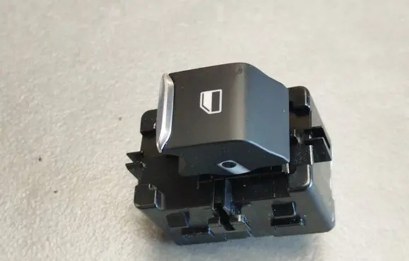 Volkswagen Amarok II Quarter vent window switch N1XT14529BAW