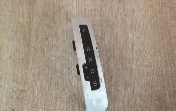 Audi A6 S6 C6 4F Gear shift selector indicator 4F2713463B