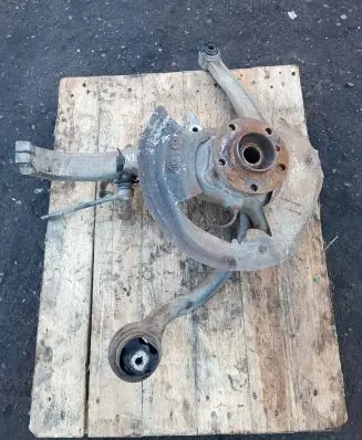 BMW X6 E71 Front wheel hub 6773783 16193510