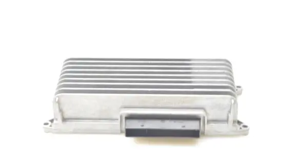 Audi A5 8T 8F Sound amplifier 8T0035223