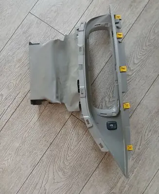 Renault Zoe Dashboard trim 682403850R