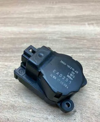Ford C-MAX I Air flap motor/actuator 3M5H19E616AB EAD251 USED
