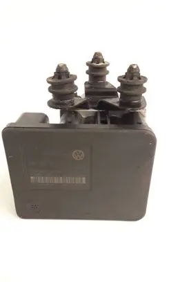Volkswagen Golf V ABS Pump 1k0907379