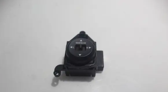 Hyundai i30 Wing mirror switch 
