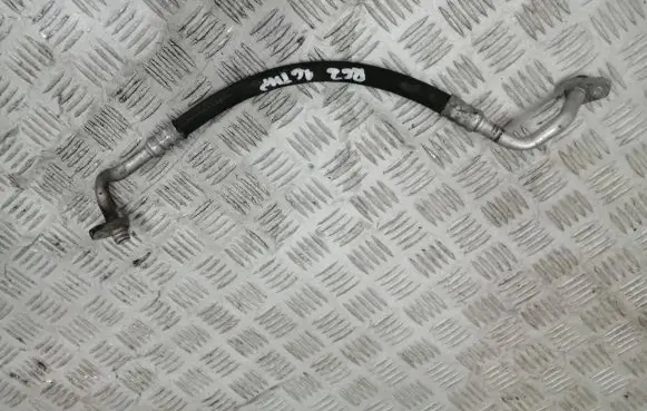 Peugeot RCZ Air conditioning (A/C) pipe/hose 9686869680