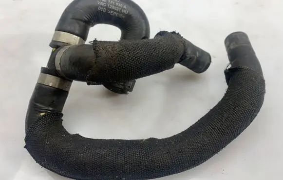 Audi A6 S6 C7 4G Engine coolant pipe/hose 06E121030A