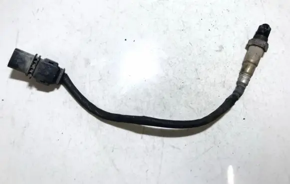 Mercedes-Benz E W212 Lambda probe sensor 0095425518 0258017339