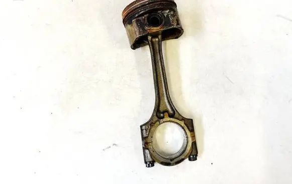 Toyota Corolla E120 E130 Piston with connecting rod 22051 19lp