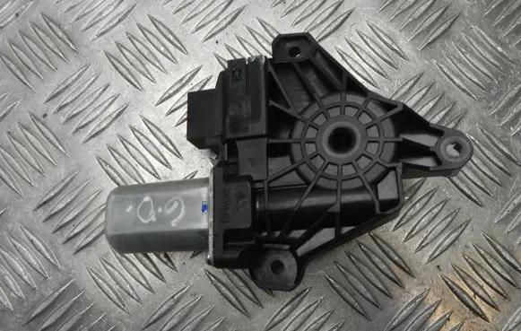 Mercedes-Benz GLC X253 C253 Front door window regulator motor A2139060602 Z1200