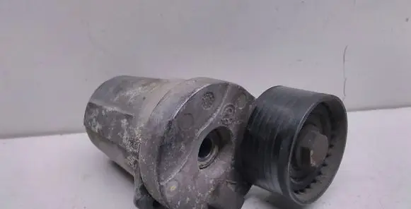 BMW 1 E81 E87 Alternator belt tensioner 