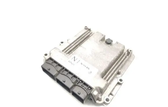 Nissan X-Trail T31 Engine control unit/module 23710-3UH7A 0281017187 1038S43640