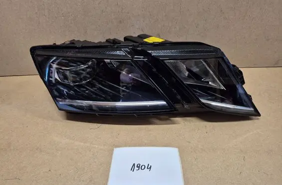 Skoda Octavia Mk3 (5E) Headlight/headlamp 5E1941016F
