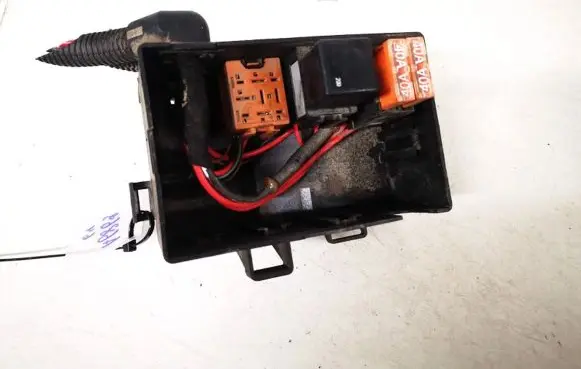 Opel Zafira A Fuse box set 90560119
