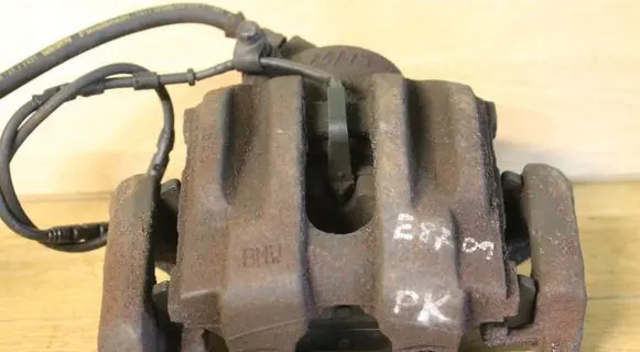 BMW 1 E81 E87 Front brake caliper