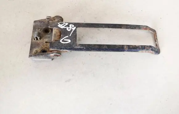 Mercedes-Benz Sprinter W901 W902 W903 W904 Rear door check strap stopper