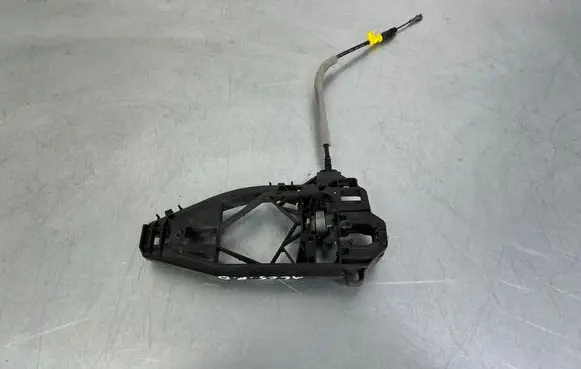 Audi A6 S6 C8 4K Front door exterior handle/bracket 4N0837812B