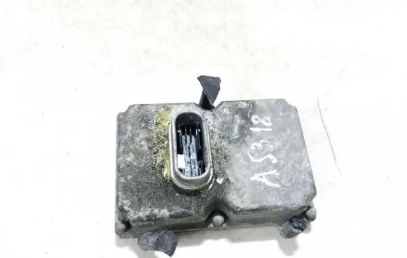 Mercedes-Benz E W211 Headlight ballast module Xenon a0028202426 00827900
