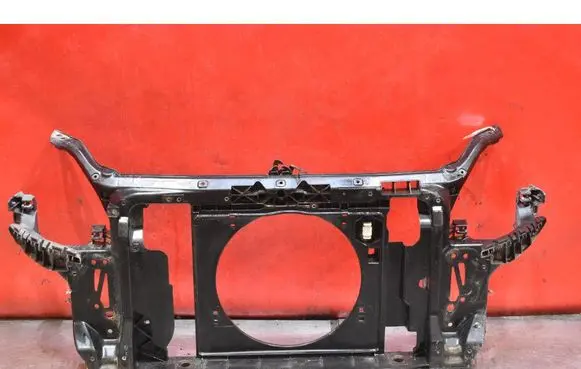 Hyundai i20 (PB PBT) Front bodywork piece 641021J000