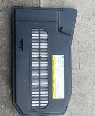 Audi Q7 4L Battery box tray cover/lid 7L0864643B