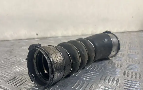 BMW 5 GT F07 Intercooler hose/pipe 7800144