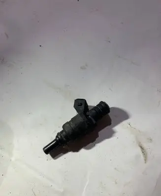 BMW 5 E39 Fuel injector 1427240