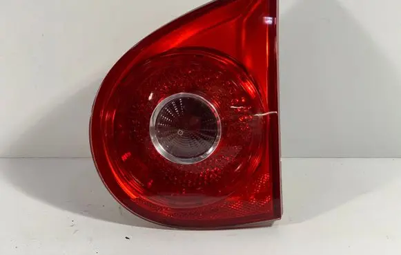 Volkswagen Golf V Tailgate rear/tail lights 1K6945094F