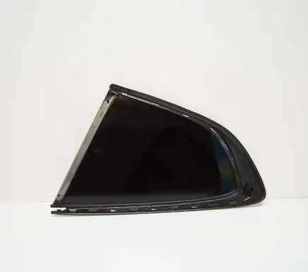 BMW 5 GT F07 Rear vent window glass 7197898