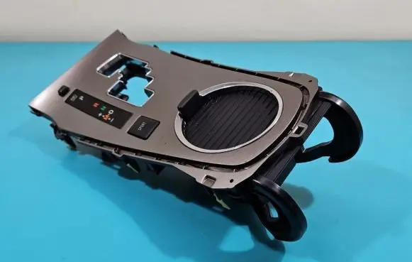 Toyota Avensis T270 Cup holder 55625-05020 IMPRK1397190