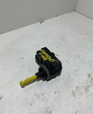 Opel Combo C Headlight level adjustment motor 24405672