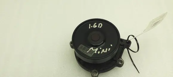 Mini Cooper Countryman R60 Water pump 7823008 782300802