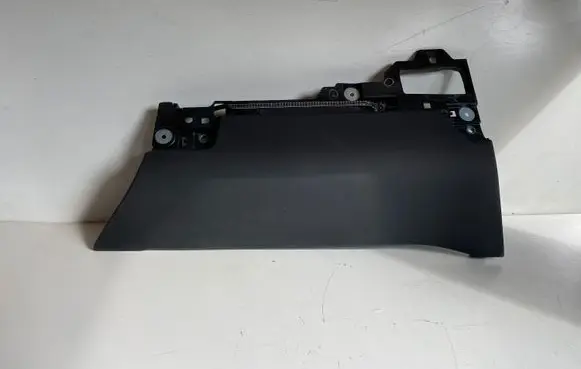 Tesla Model 3 Knee airbag 107782600D 640508511F