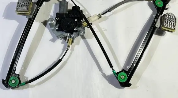 Ford Mustang V Front door window regulator with motor 6R336323201BA