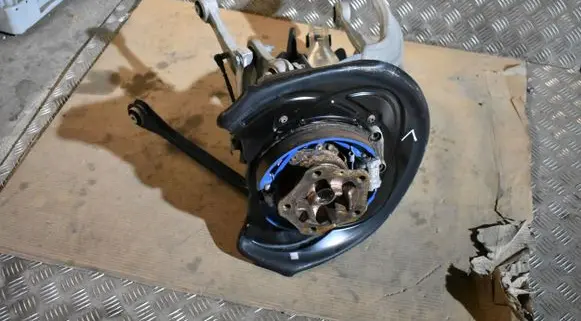Porsche Cayenne (9Y0 9Y3) Rear wheel hub