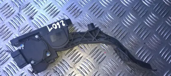 Skoda Fabia Mk1 (6Y) Accelerator throttle pedal 0280752219 292302310YB3