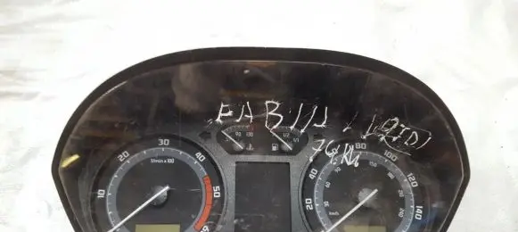 Skoda Fabia Mk1 (6Y) Speedometer (instrument cluster) 6Y0920972D